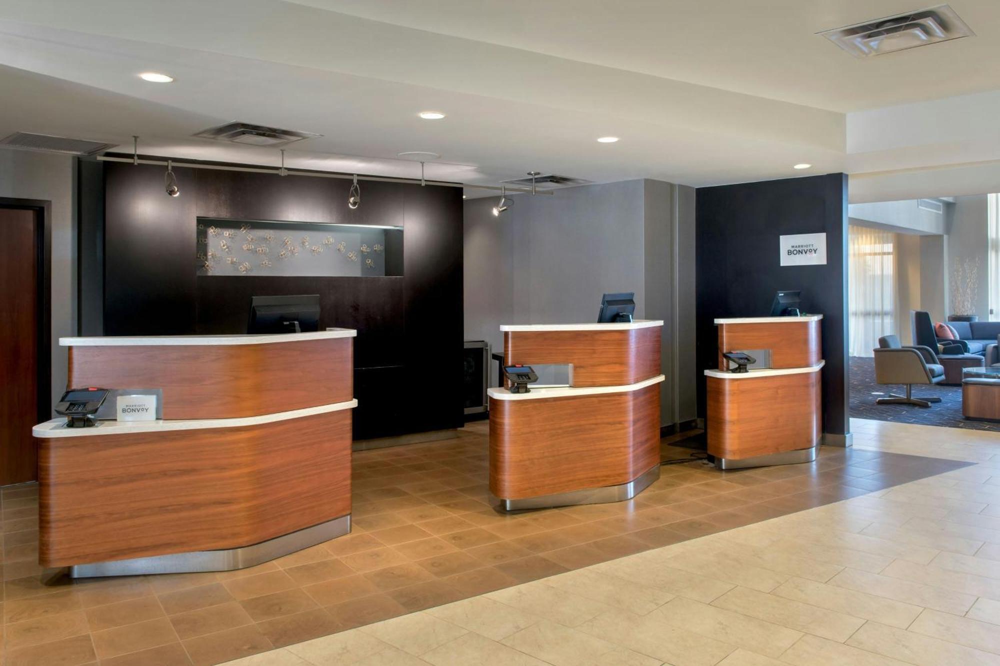 Courtyard By Marriott Basking Ridge Экстерьер фото