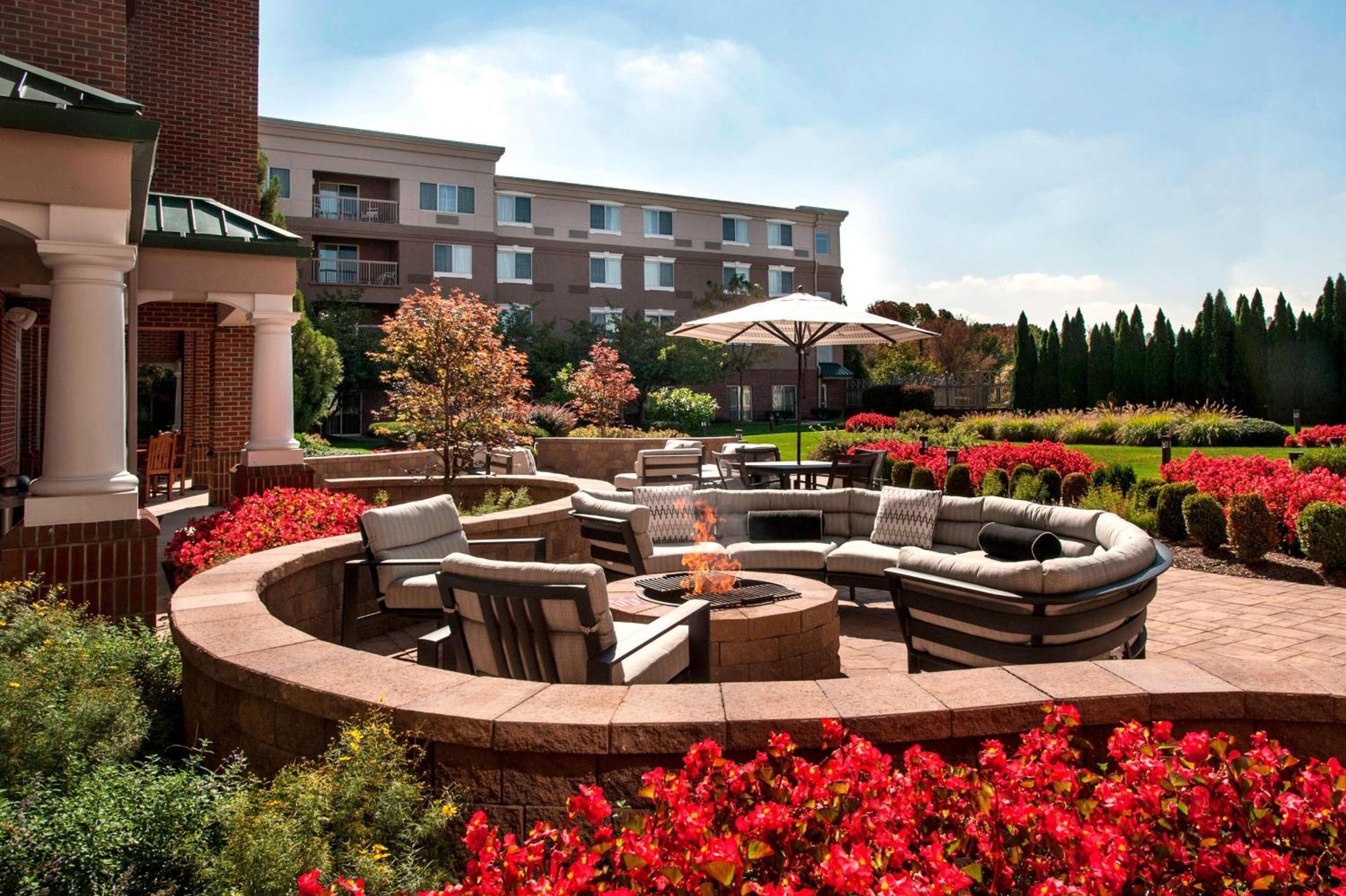 Courtyard By Marriott Basking Ridge Экстерьер фото