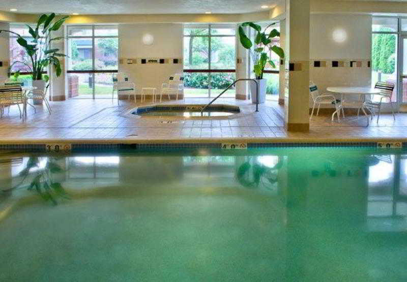 Courtyard By Marriott Basking Ridge Экстерьер фото